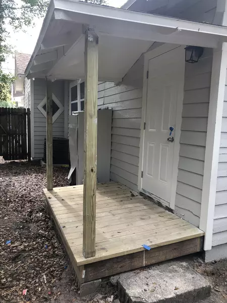 Coliving in Live Oaks Square - East Tampa, Tampa