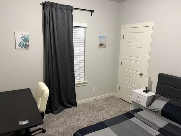 Coliving in Brooks City Base - South SATX, San Antonio
