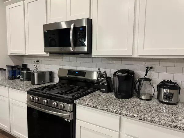 Coliving in Brooks City Base - South SATX, San Antonio
