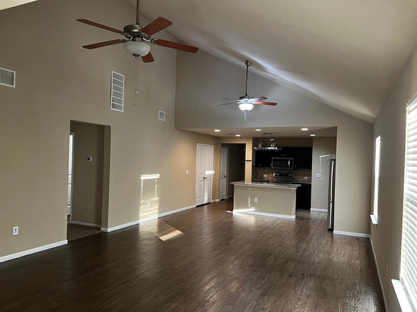 Coliving in Manor - East Austin, Austin