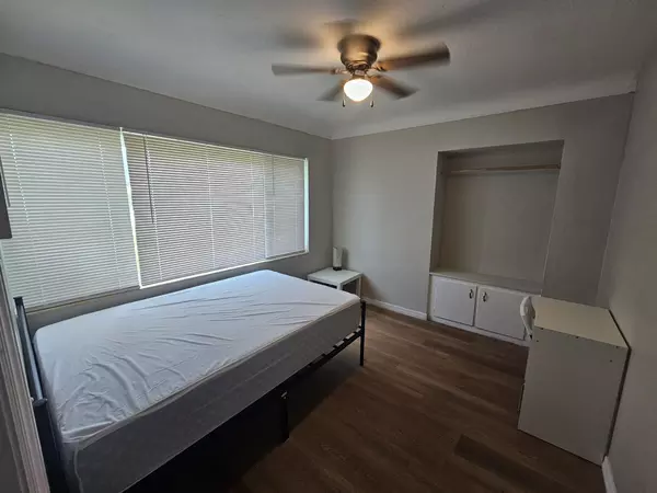 Coliving in Kenwood - Clearwater-St. Petersburg, Tampa