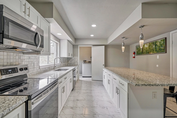 Coliving in Greater Greenspoint - Ne Houston, Houston