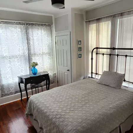 Coliving in Downtown St. Petersburg - Clearwater-St. Petersburg, Tampa