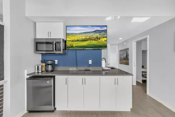 Coliving in South Plaza - KCMO, Kansas City