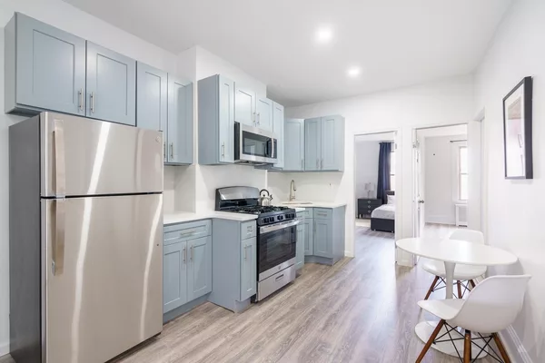 Coliving in Ditmas / Steinway - Queens, New York