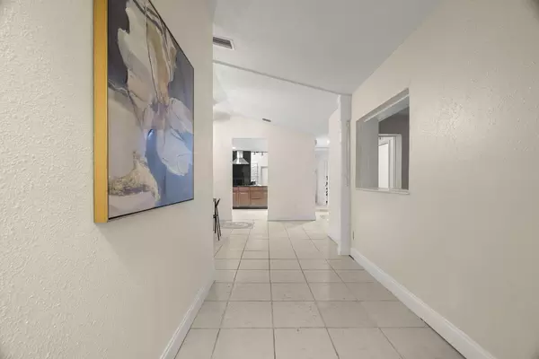 Coliving in Odessa - North Tampa, Tampa