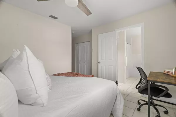 Coliving in Odessa - North Tampa, Tampa