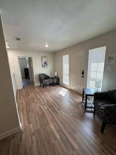 Coliving in West Arlington - Arlington, Dallas