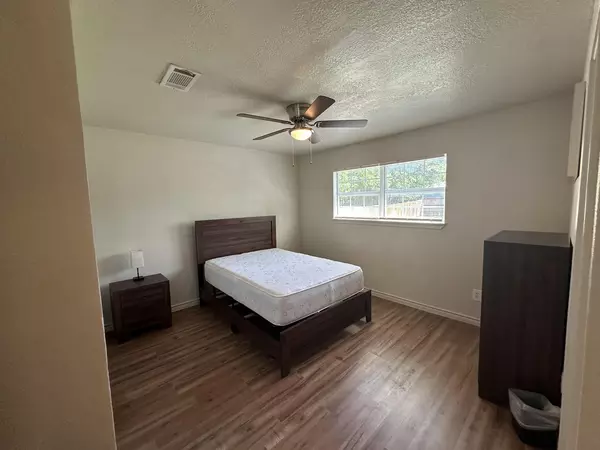 Coliving in West Arlington - Arlington, Dallas