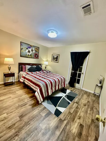 Coliving in Greater Inwood - Nw Houston, Houston