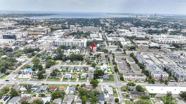 Coliving in Hyde Park Tampa - Central Tampa, Tampa