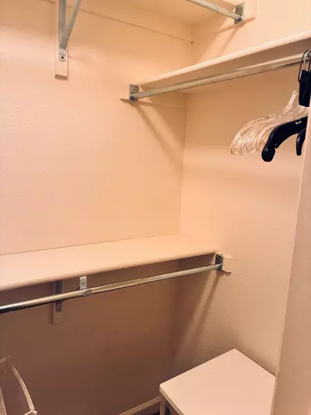 Coliving in Broomfield - Outer Denver, Denver