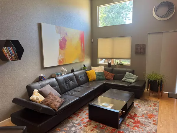Coliving in Broomfield - Outer Denver, Denver