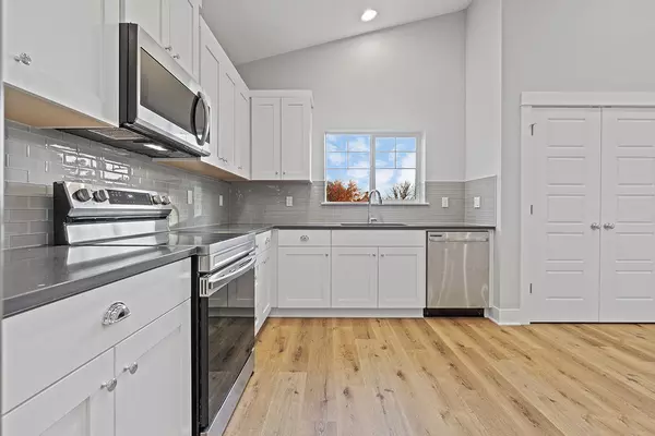Coliving in Hillsboro - Outer Portland, Portland