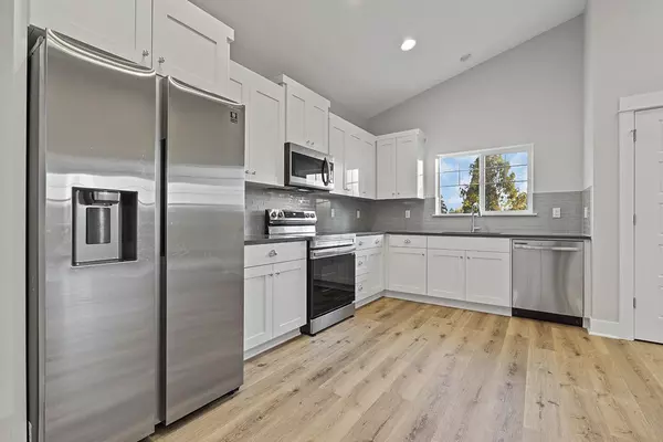Coliving in Hillsboro - Outer Portland, Portland