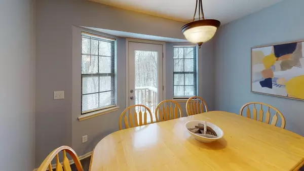 Coliving in Blue Springs - Outer KCMO, Kansas City
