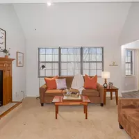 Coliving in Blue Springs - Outer KCMO, Kansas City
