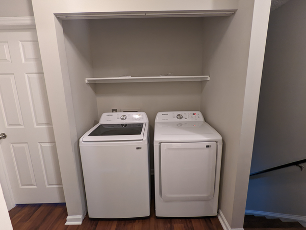 Coliving in Woodcroft - Durham, Raleigh