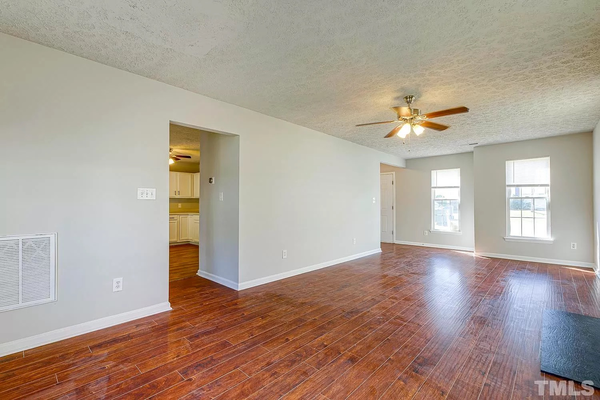 Coliving in Woodcroft - Durham, Raleigh