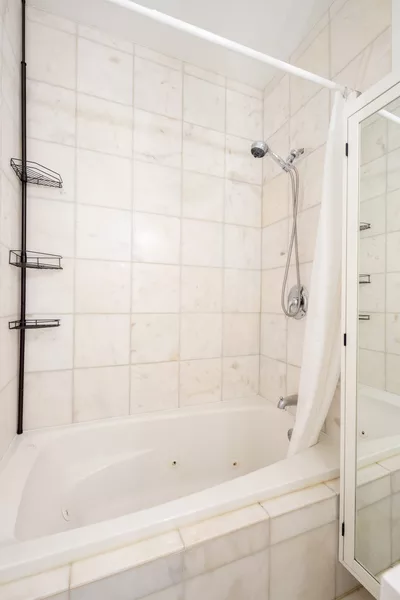 Coliving in Adams Morgan - Washington Northwest, Washington DC