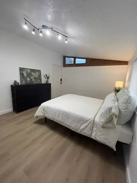 Coliving in University - North Tampa, Tampa