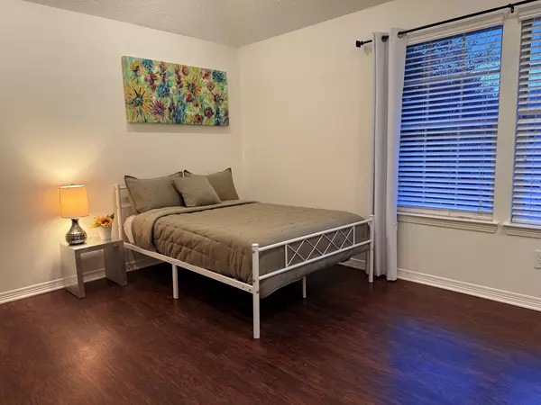 Coliving in Spring - Ne Houston, Houston