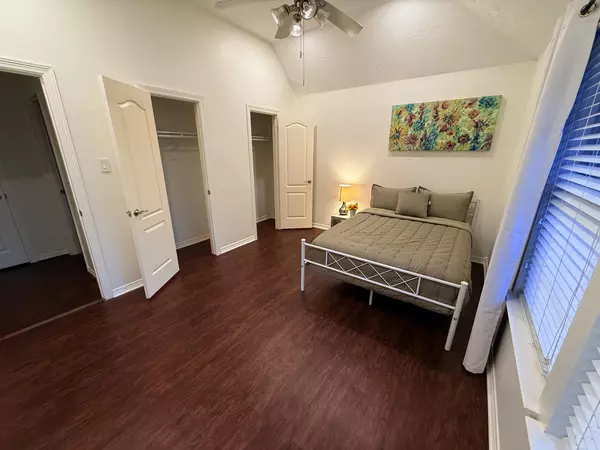 Coliving in Spring - Ne Houston, Houston