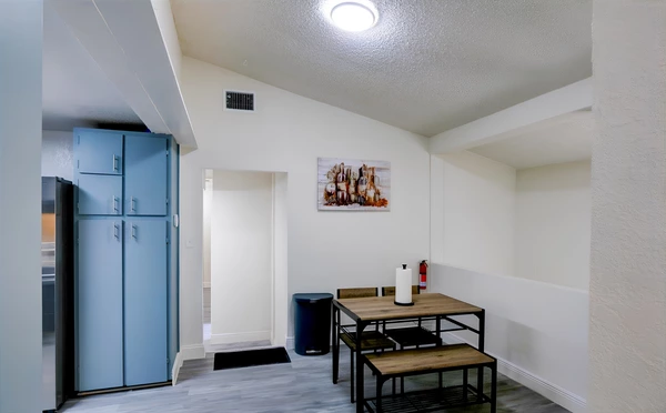 Coliving in Zephyrhills - North Tampa, Tampa