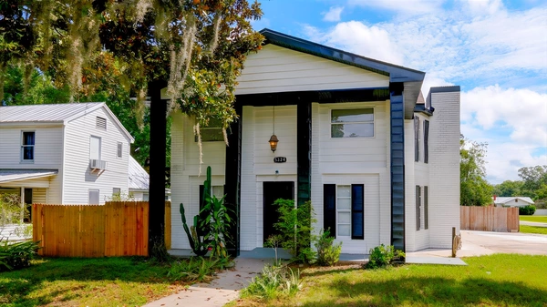 Coliving in Zephyrhills - North Tampa, Tampa