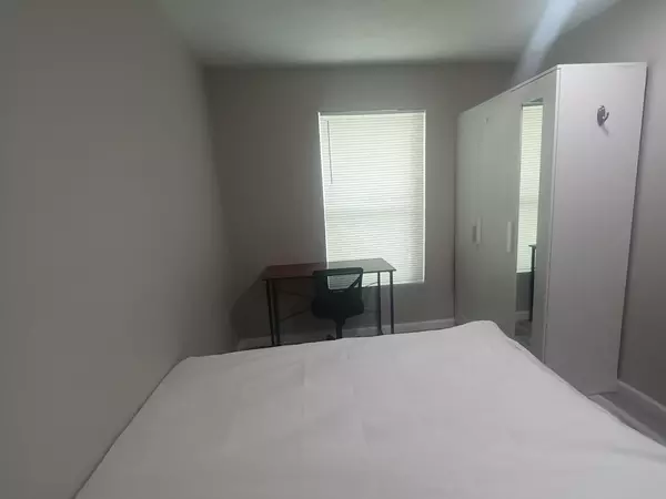 Coliving in Riverview - East Tampa, Tampa