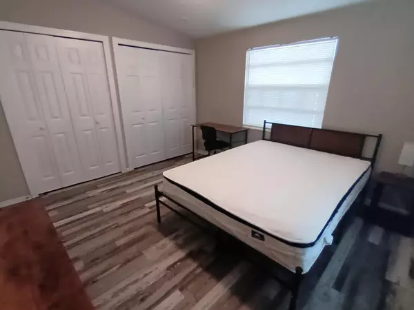 Coliving in Riverview - East Tampa, Tampa