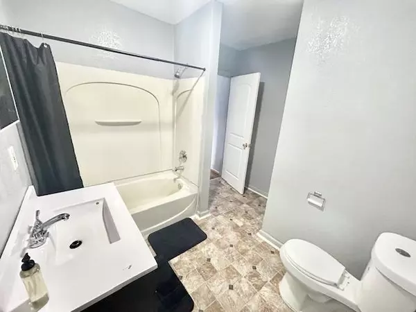 Coliving in East Side - KCMO, Kansas City