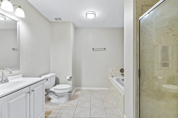Coliving in Central Southwest - Sw Houston, Houston