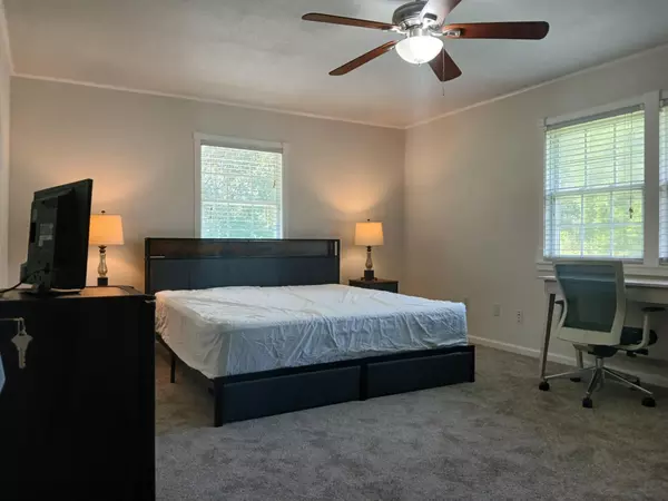Coliving in Zephyrhills - North Tampa, Tampa