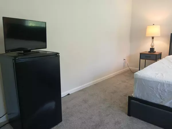 Coliving in Zephyrhills - North Tampa, Tampa