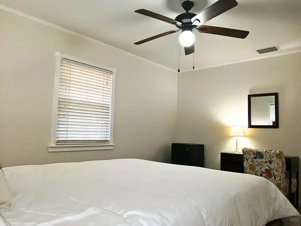 Coliving in Zephyrhills - North Tampa, Tampa