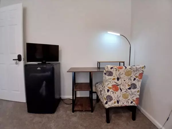 Coliving in Zephyrhills - North Tampa, Tampa