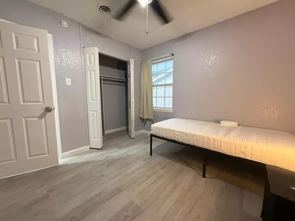 Coliving in East Arlington - Arlington, Dallas