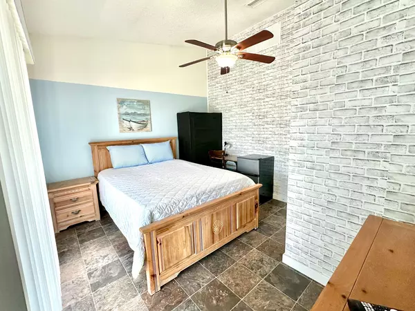 Coliving in Baymeadows - Southside, Jacksonville