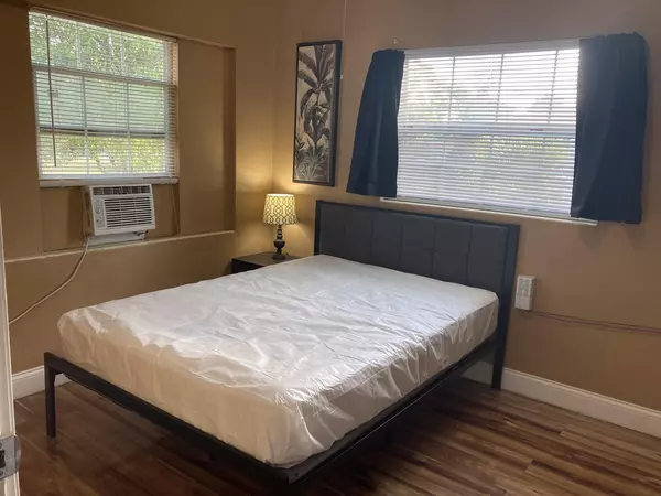 Coliving in Pine Hills - West Orlando, Orlando