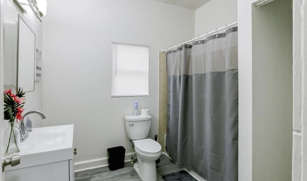 Coliving in Macfarlane Park - West Tampa, Tampa