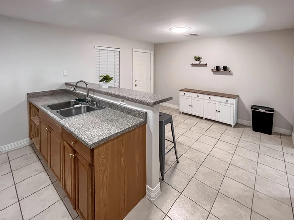 Coliving in Acres Home - Nw Houston, Houston