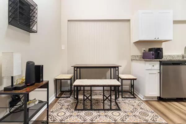 Coliving in Pine Hills - West Orlando, Orlando