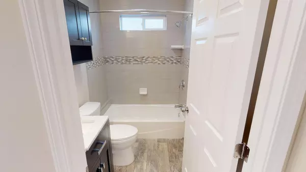 Coliving in Ocean Beach - Coastal, San Diego