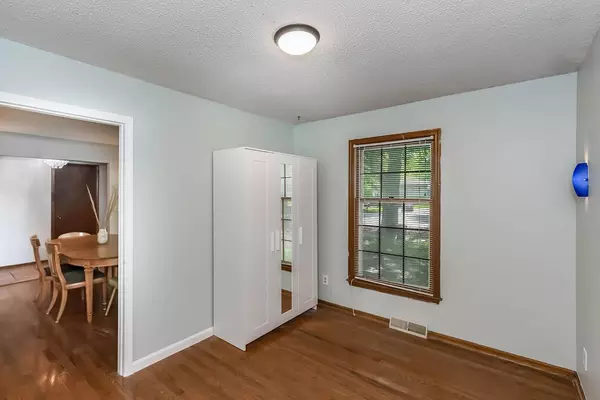 Coliving in Parkville - Outer KCMO, Kansas City