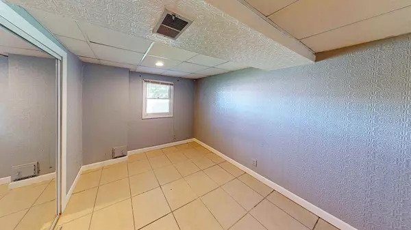 Coliving in Parkville - Outer KCMO, Kansas City