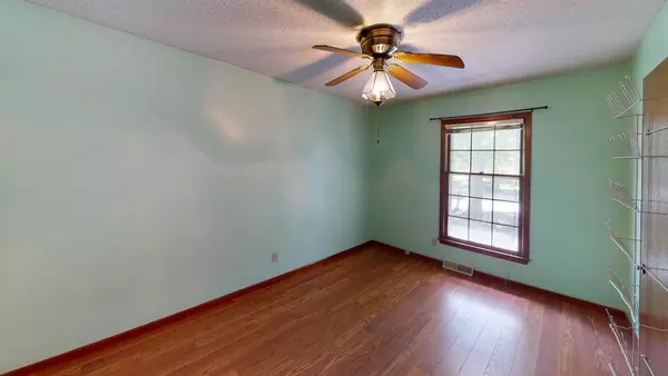 Coliving in Parkville - Outer KCMO, Kansas City