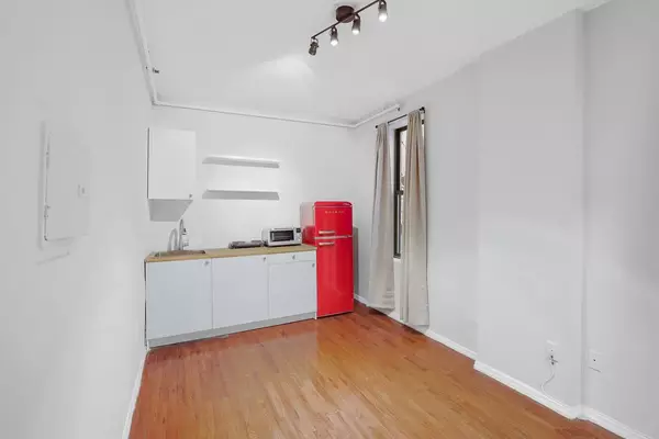 Studio Apartment for rent in Midtown West - Manhattan, New York