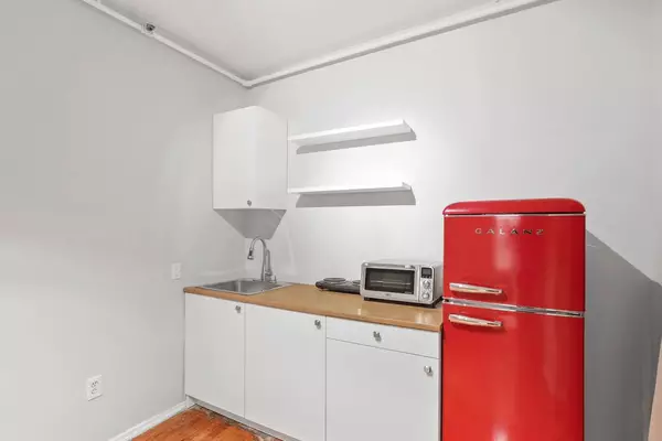 Studio Apartment for rent in Midtown West - Manhattan, New York