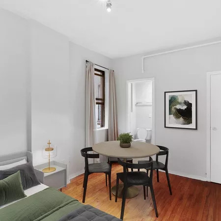Studio Apartment for rent in Midtown West - Manhattan, New York